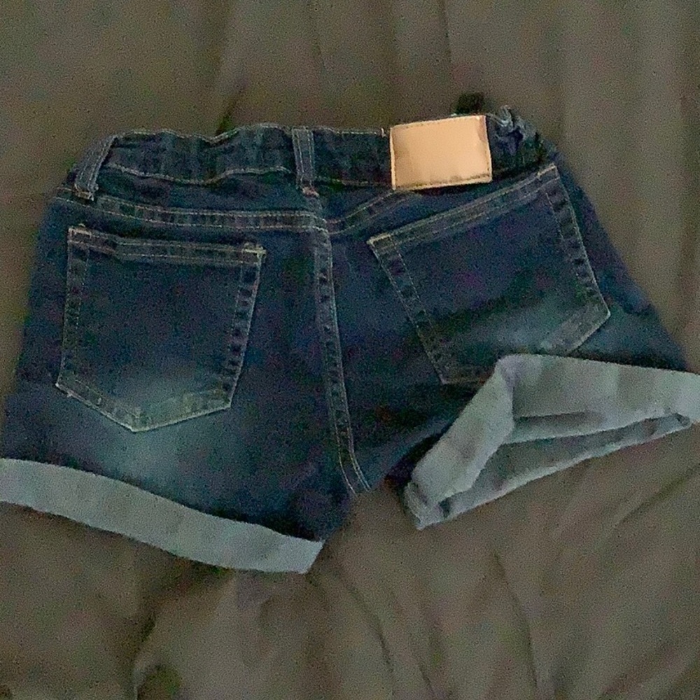Shorts - Picture 2 of 2